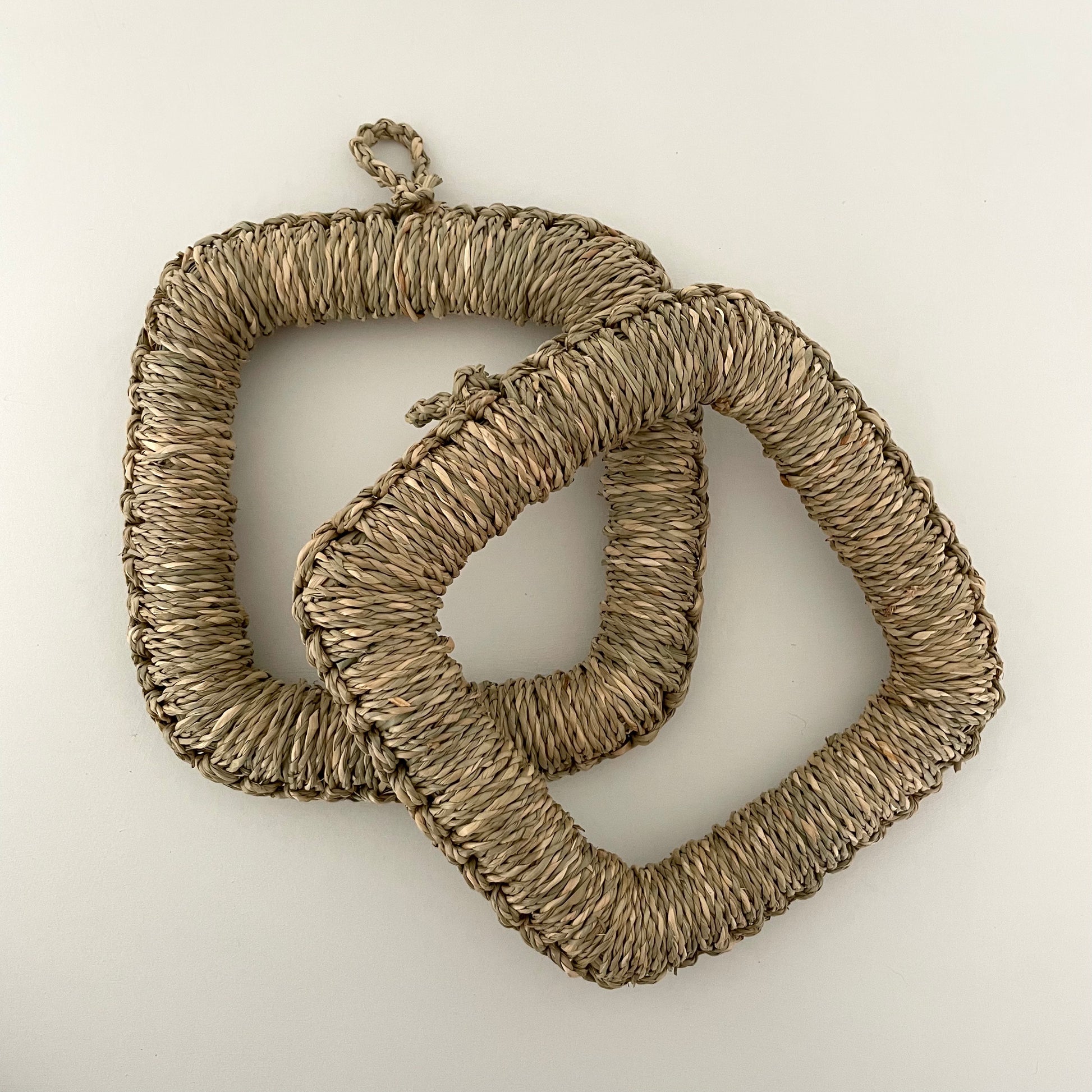 square natural rush grass pot stand trivet