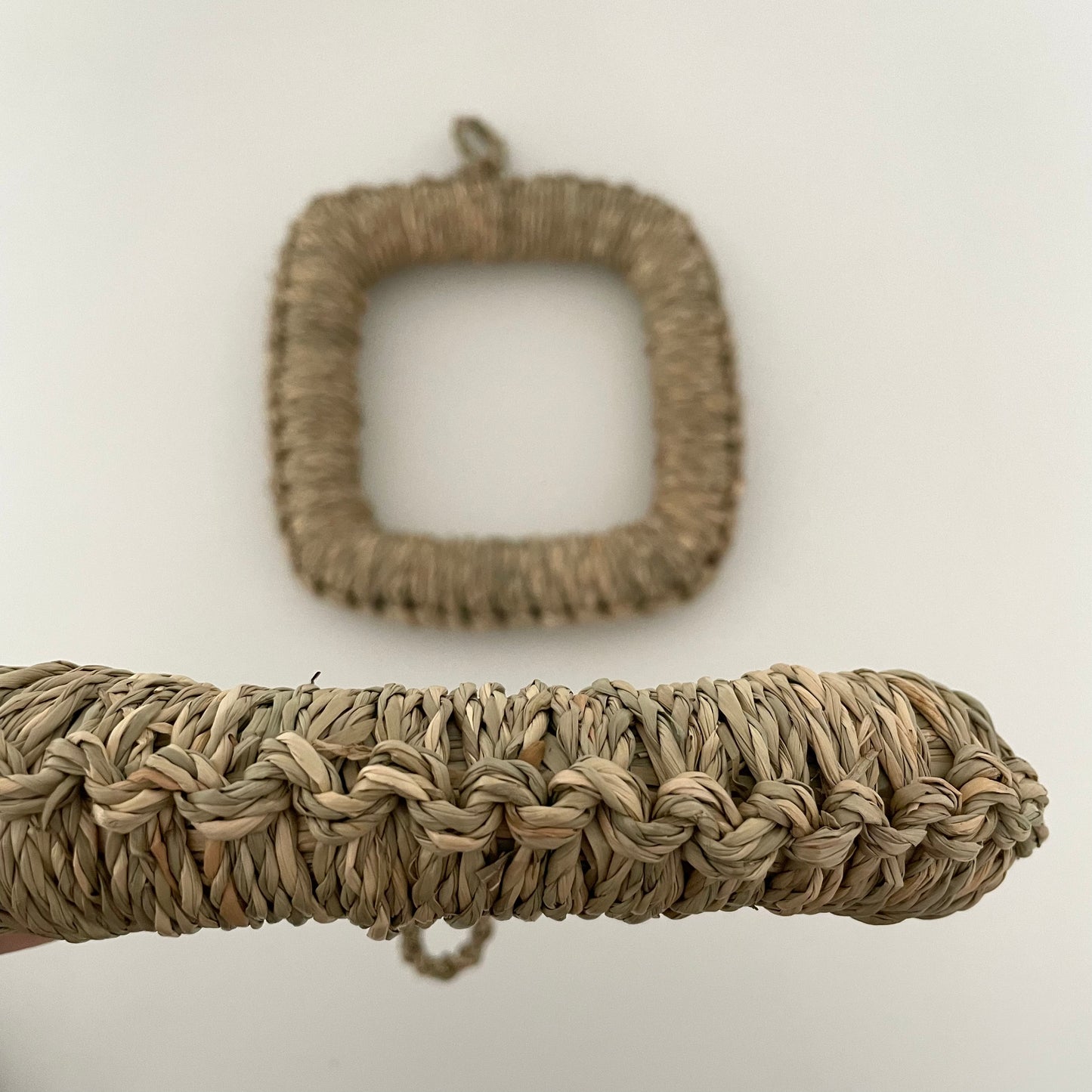 square natural rush grass pot stand trivet