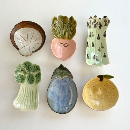 handmade vegetable and fruit mini dishes for appetizers of ring dish