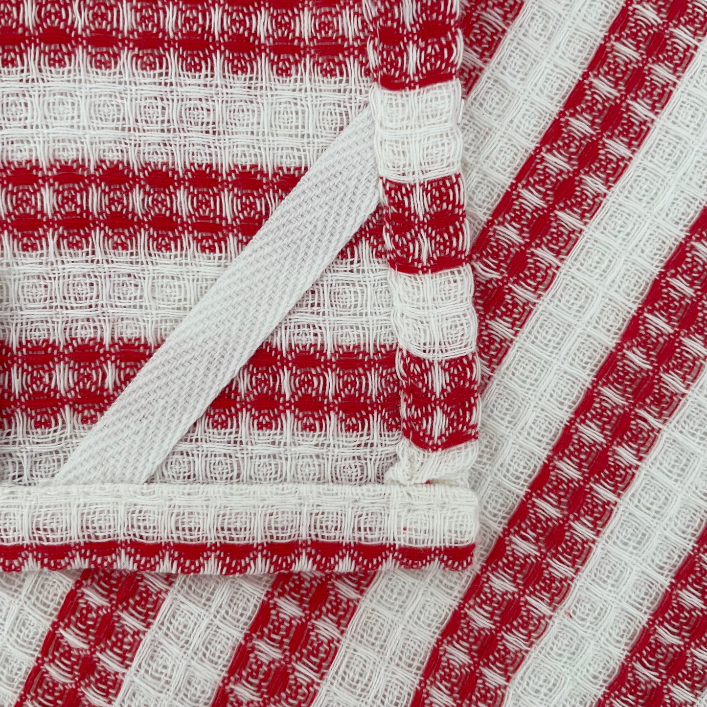 red and white 100 percent cotton waffle weave square dishcloths set of 3