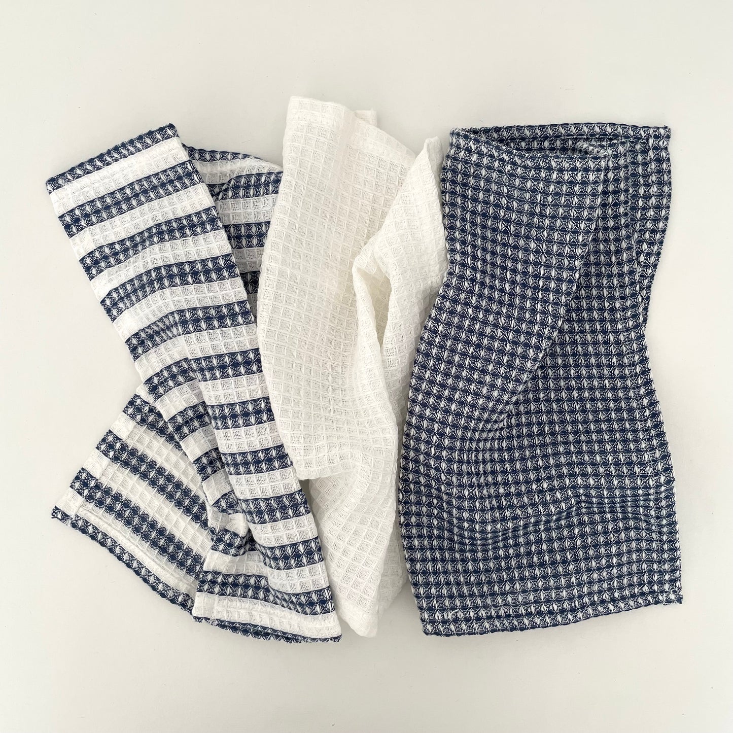 blue and white 100 percent cotton waffle weave square dishcloths set of 3