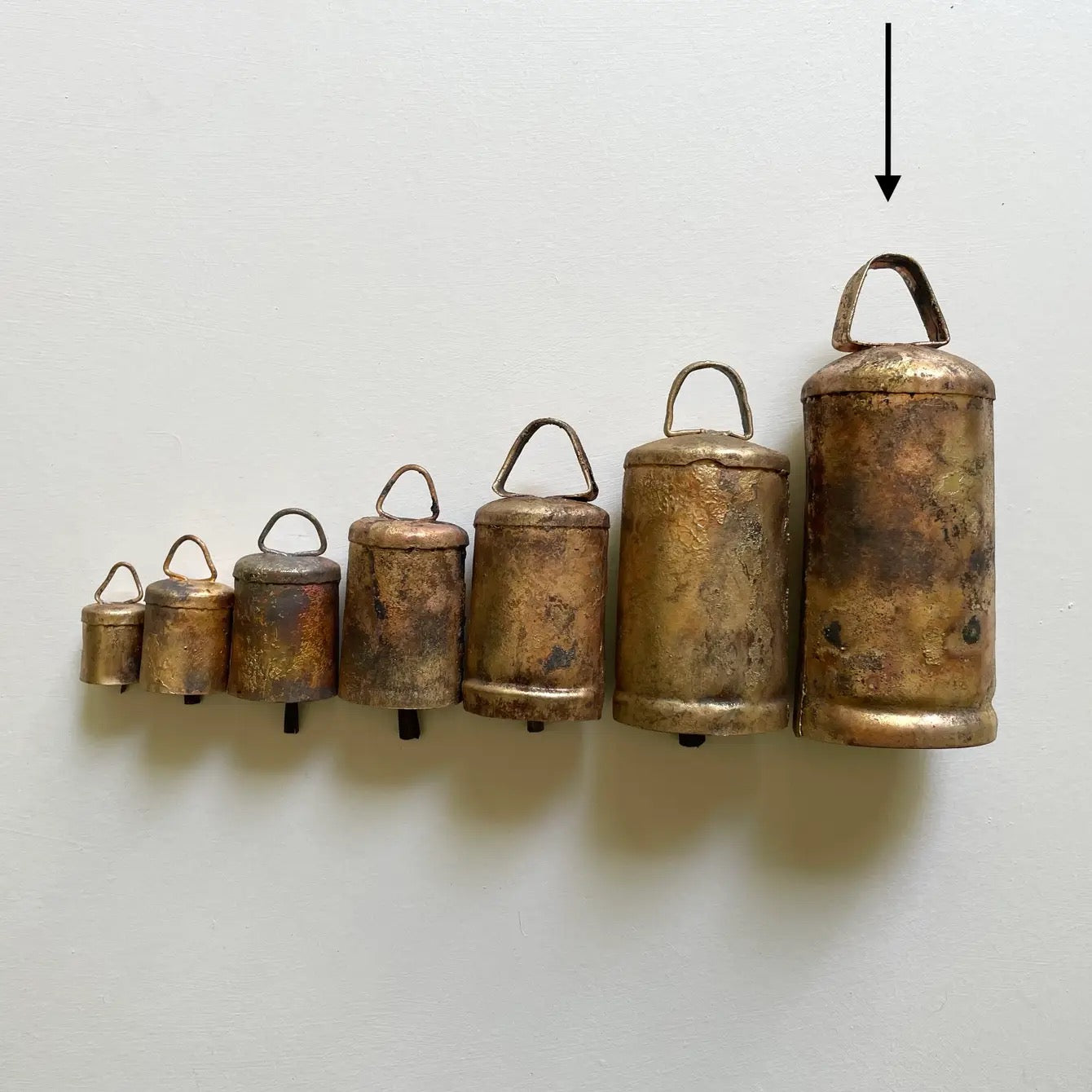5 1/4" rustic flat top tin bell with brass finish