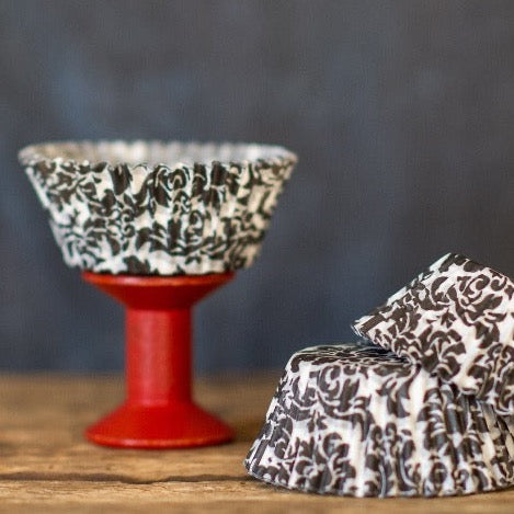 black and white damask print paper cupcake liners