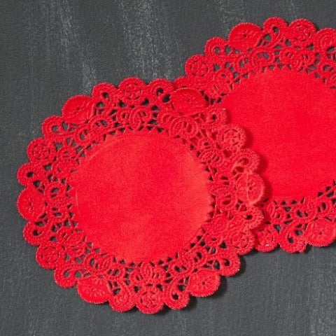 25 red circle paper doilies – fort & field