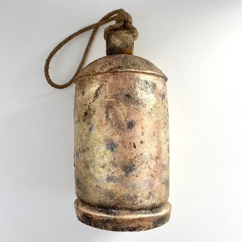 13 inch large rustic tin cow bell with brass finish wood striker and jute hanger for Christmas or garden