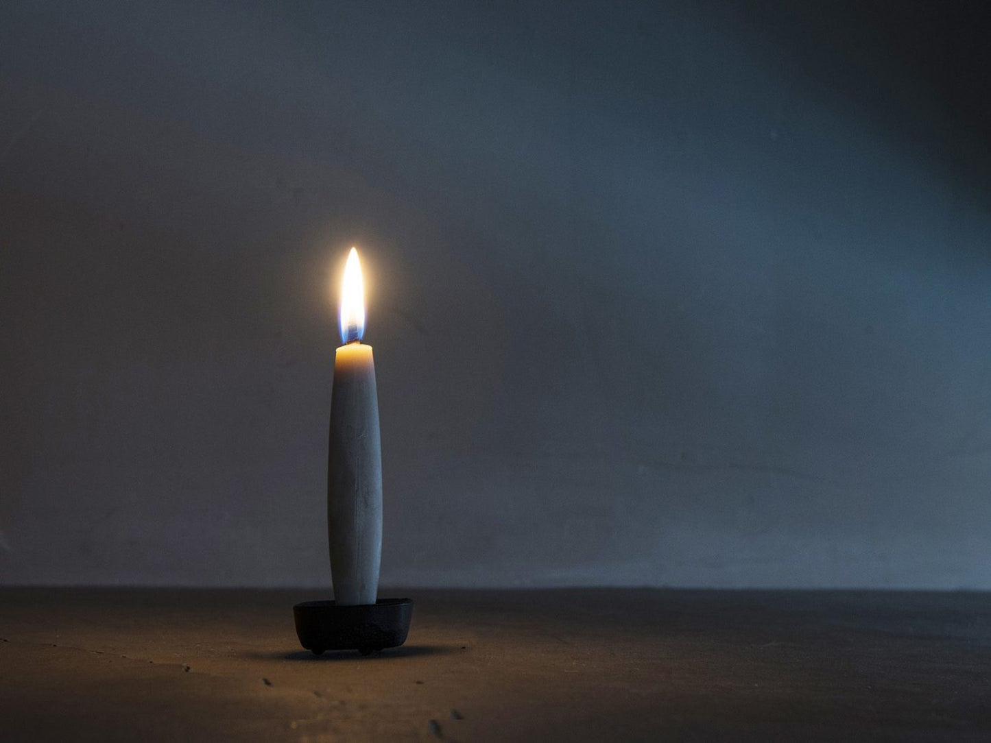 black solid casted iron Takazawa Candle Koma candle standblack solid casted iron Takazawa Candle Koma candle stand