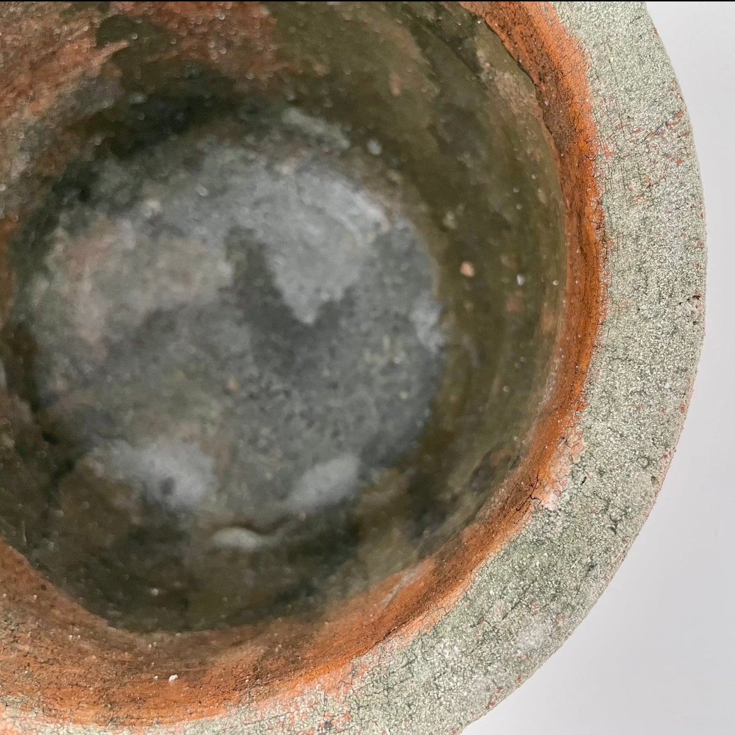 distressed rustic round ombre brick garden planter pot