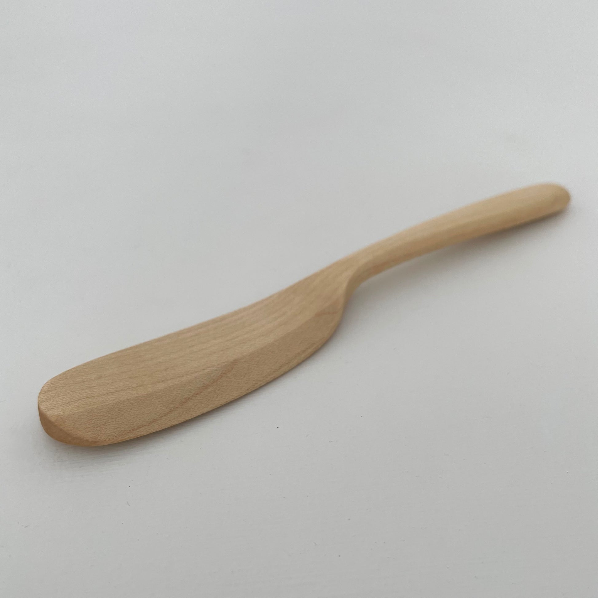 handmade maple wood spreader for jam or butter made in Indonesia