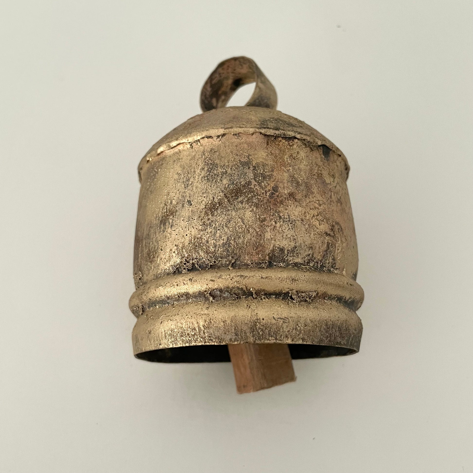 4" x 3" chunky tin bell with brass finish and wood striker made in India