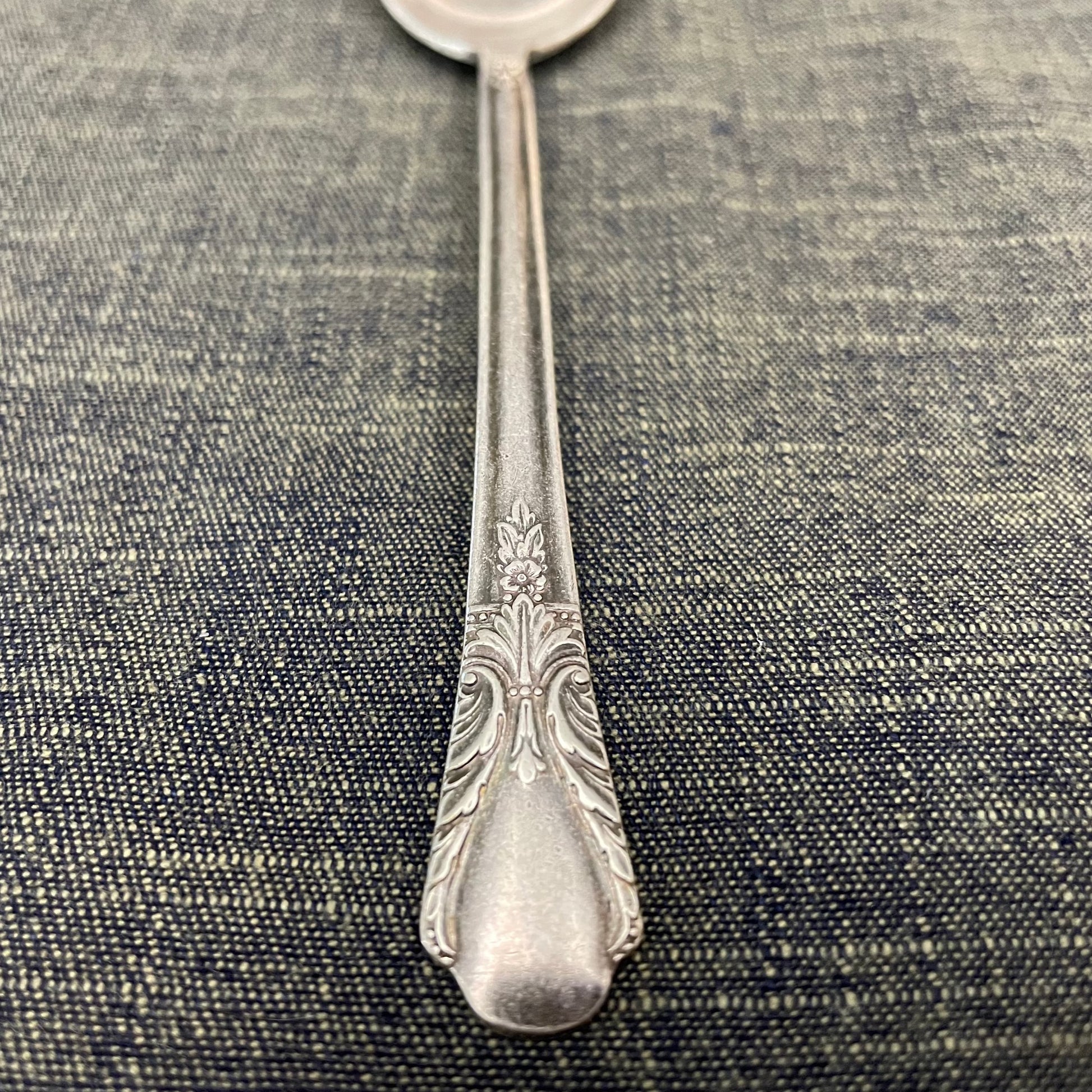 Antik Silver Salt Spoon