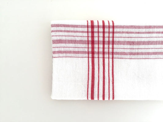 red and white plaid 100 percent cotton farmhouse kitchen utilitarian towel