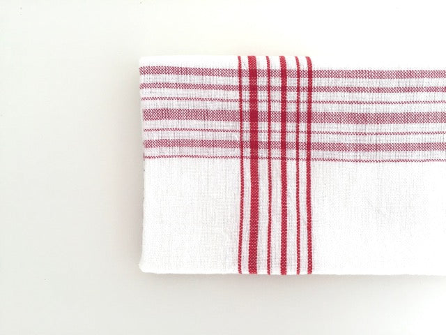 red and white plaid 100 percent cotton farmhouse kitchen utilitarian towel