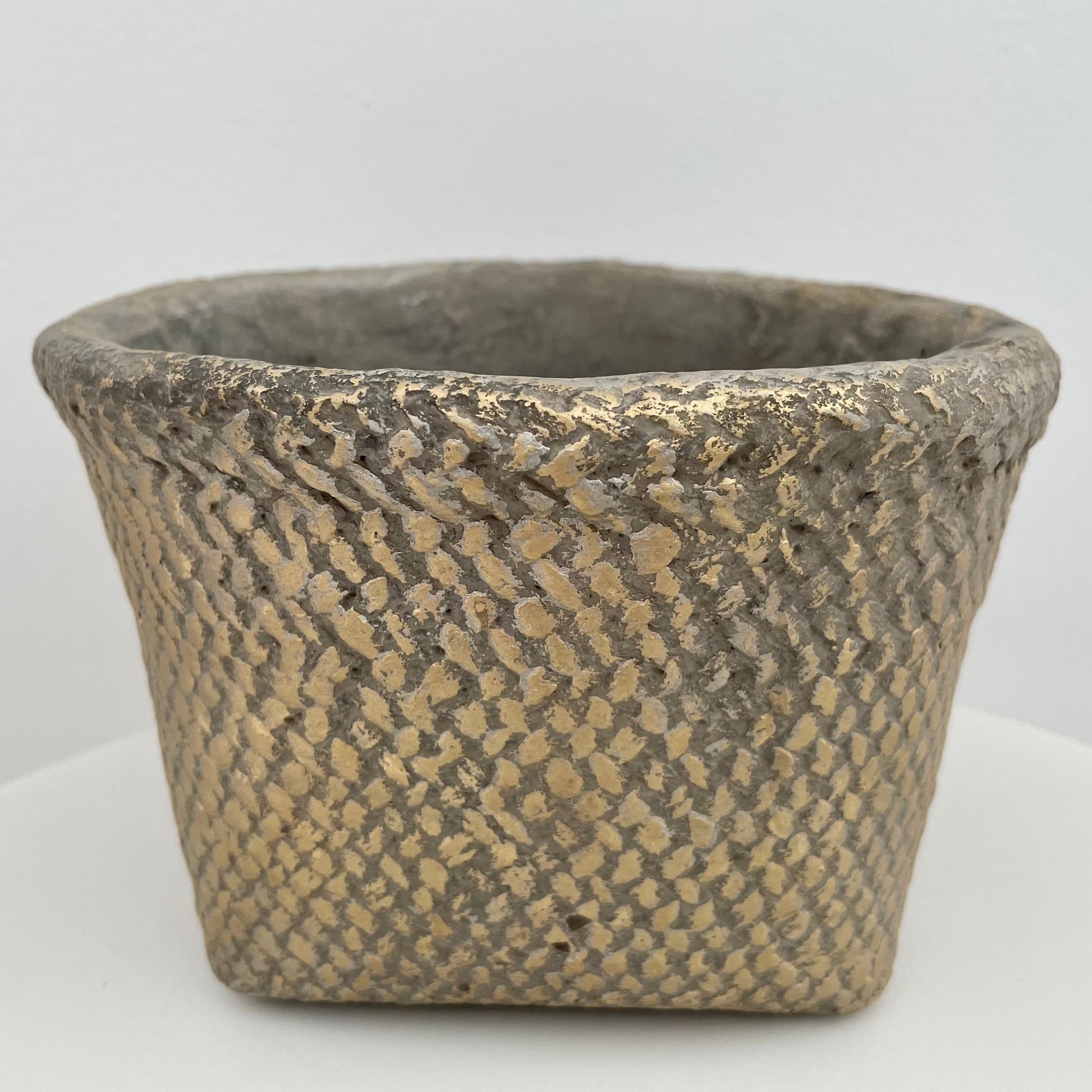 gold metallic finished faux basket cement garden pot planter