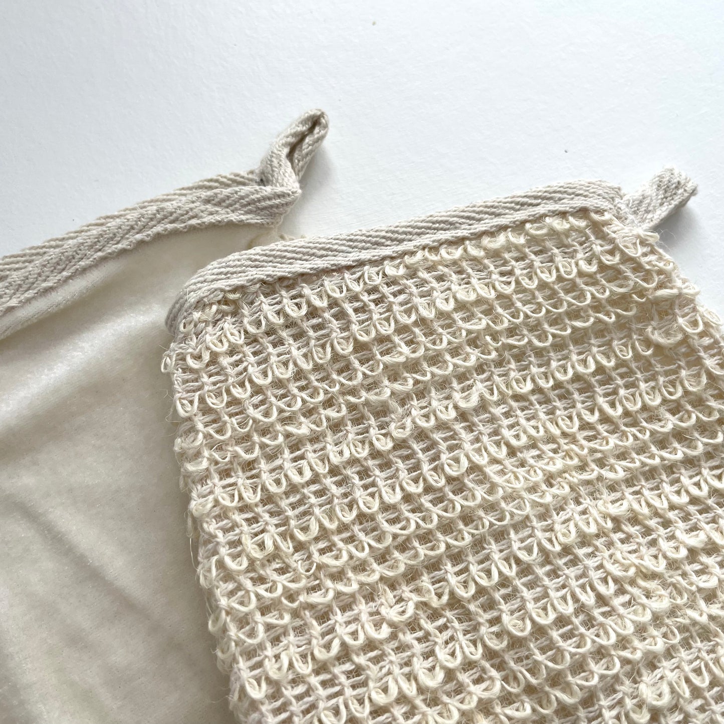 natural ramie fiber eco scrubber bath gloves