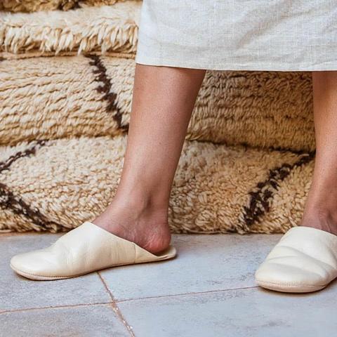 Moroccan high quality babouche, babouche slippers, leather slippers, women slippers, traditional babouche, pure leather slippers, modern babouche