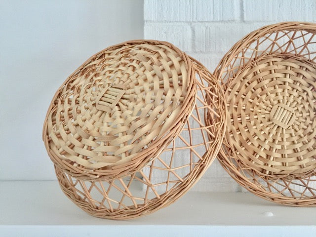 natural light reed handwoven round basket