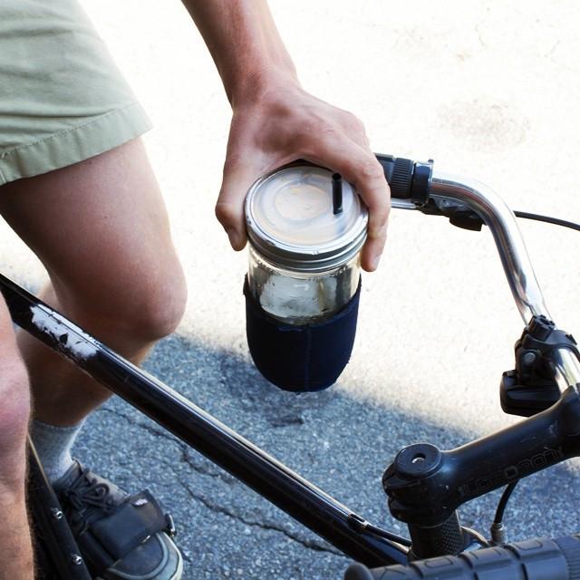 Cuppow mason jar drink lids in standard and wide mouth sizes for a coffee to go cup eco