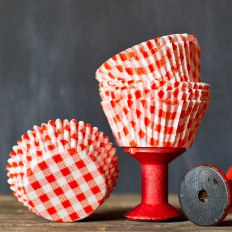orange and white gingham paper cupcake liners for a Halloween