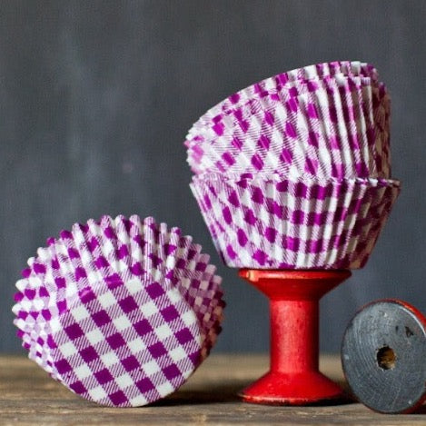 purple and white gingham paper cupcake liners