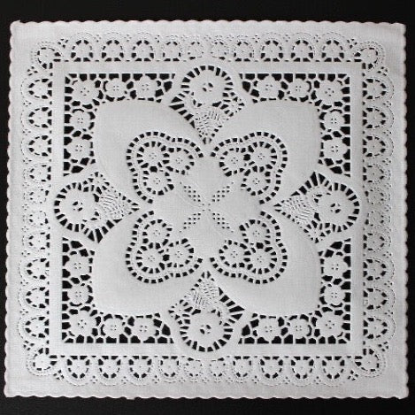 white square paper doilies