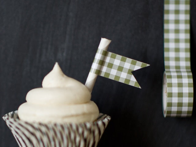 hunter green and white Tapestastic patterned gingham tape roll
