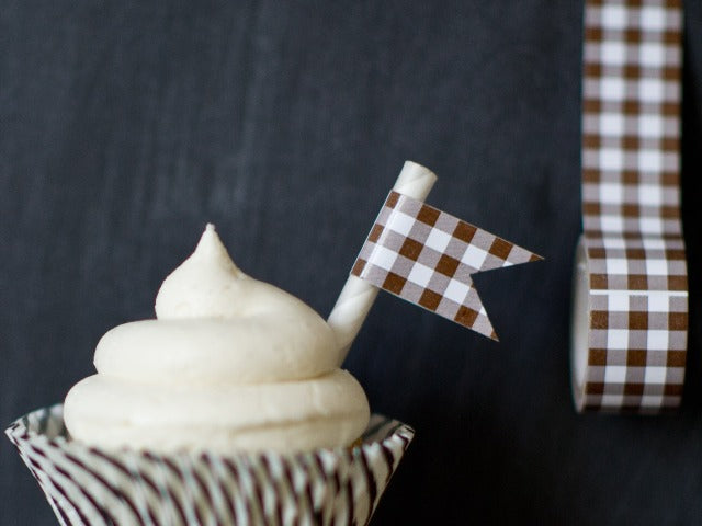 brown and white Tapestastic patterned gingham tape roll