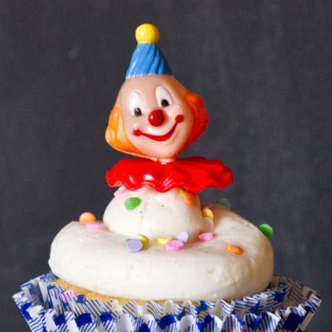 retro clown cupcake toppers for a birthday party