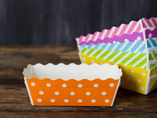 small disposable polka dot orange patterned paper disposable loaf baking pans 
