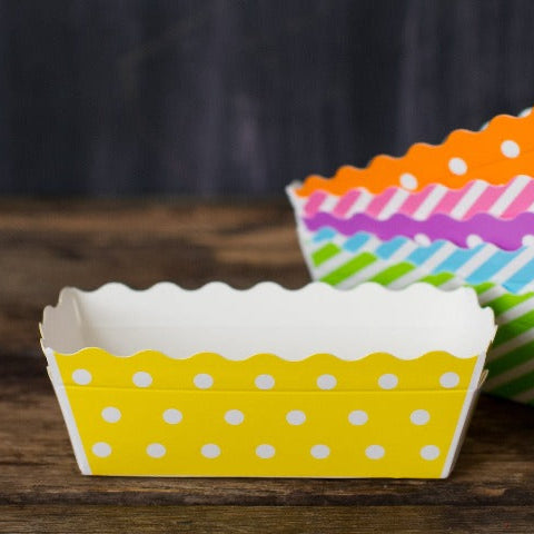 small disposable polka dot yellow patterned paper disposable loaf baking pans 